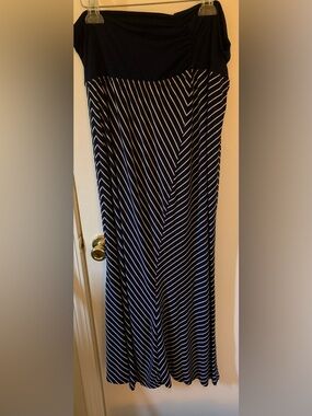 NWT Liz Lange Navy and White Striped Maxi Skirt- maternity